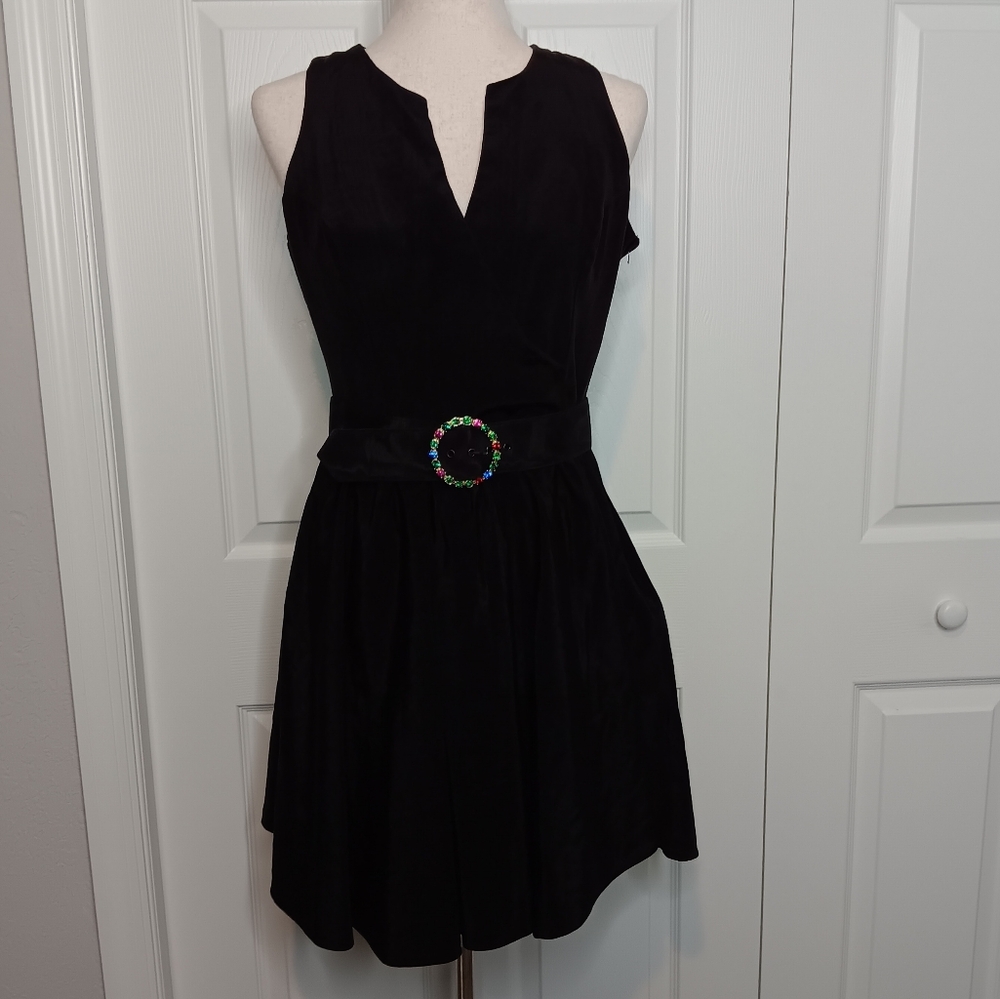 Elegant Vintage Karen Lucas For Niki Black Sleeveless Belted Dress